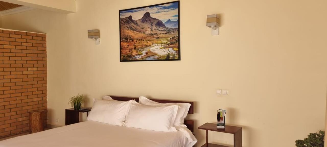 Mahafaly Hotel & Resort Antsirabe Exterior photo